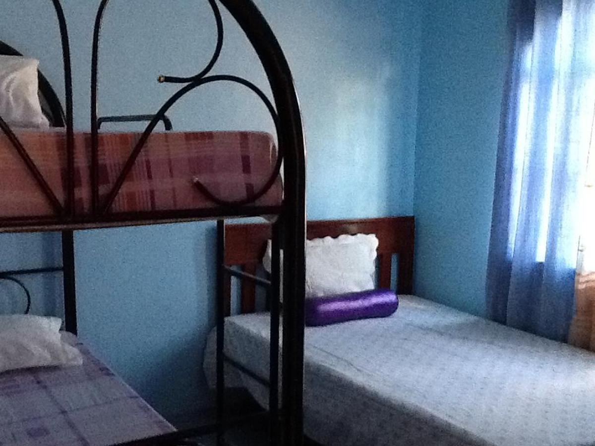 Bognot Lodge : Alvin Bognot Mt Pinatubo Guesthouse And Tours Santa Juliana Δωμάτιο φωτογραφία