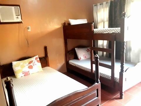 Bognot Lodge : Alvin Bognot Mt Pinatubo Guesthouse And Tours Santa Juliana Εξωτερικό φωτογραφία